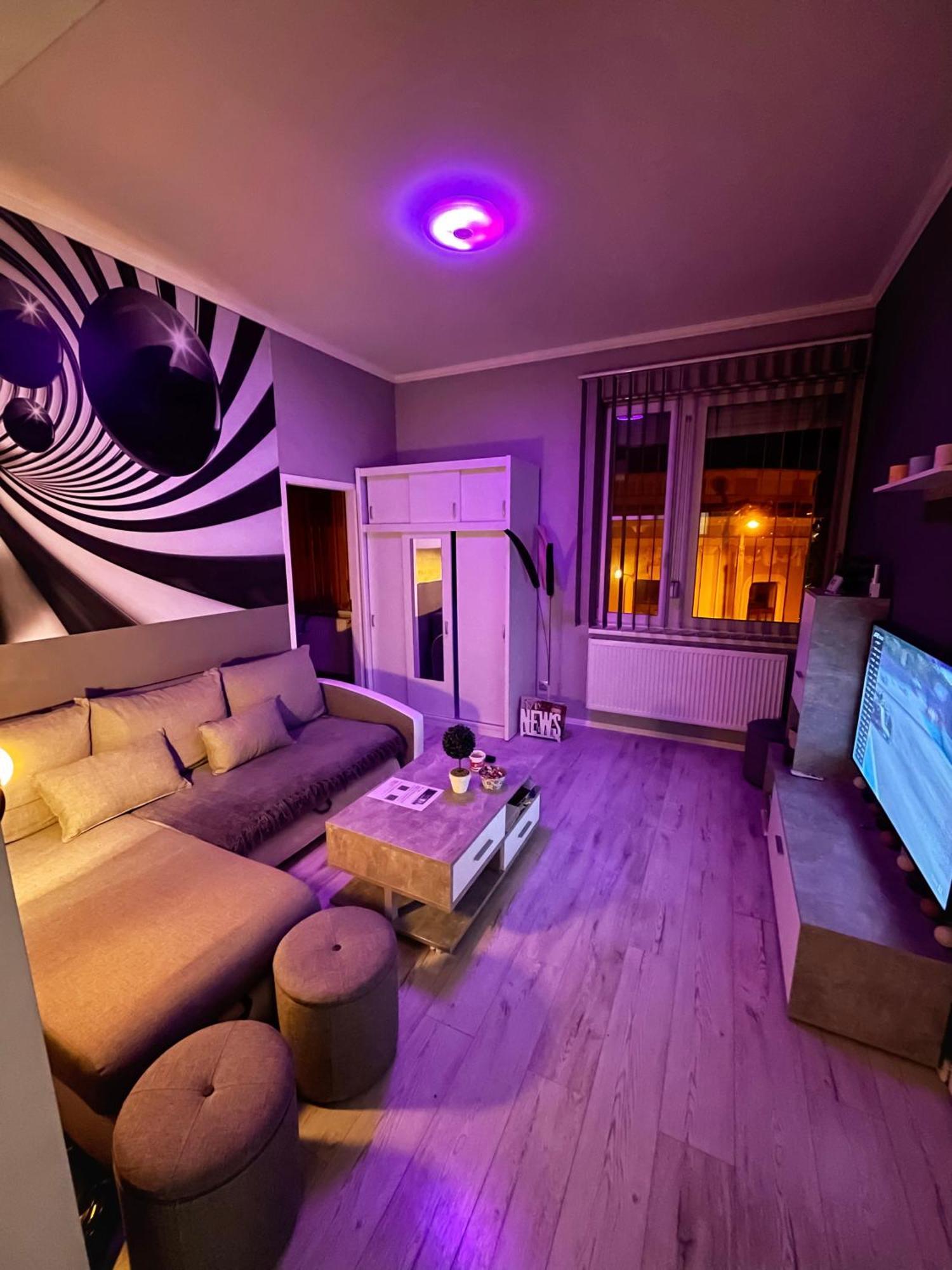 Centroom Apartman Шаторолйоуйгей Екстер'єр фото